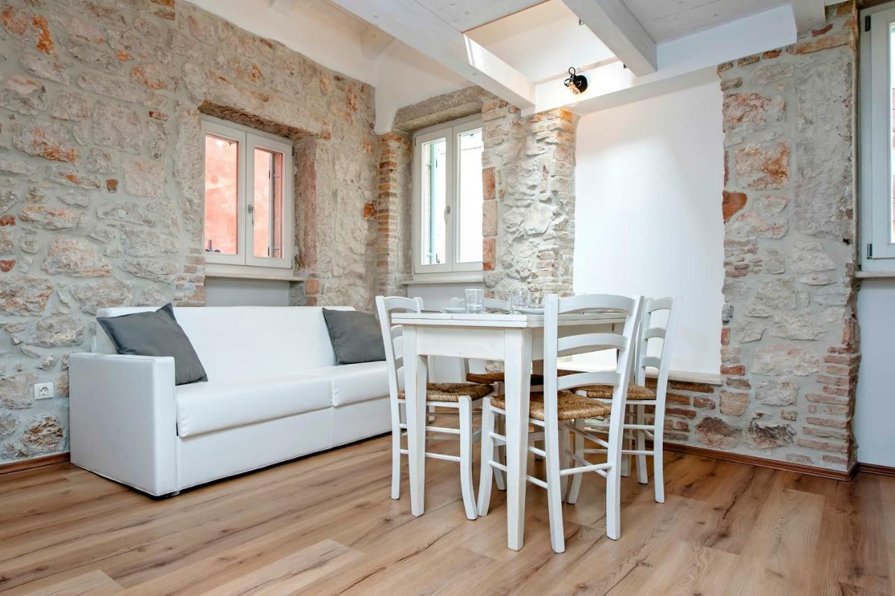 Apartments Casa Roccia Bianca Ρόβινι Εξωτερικό φωτογραφία